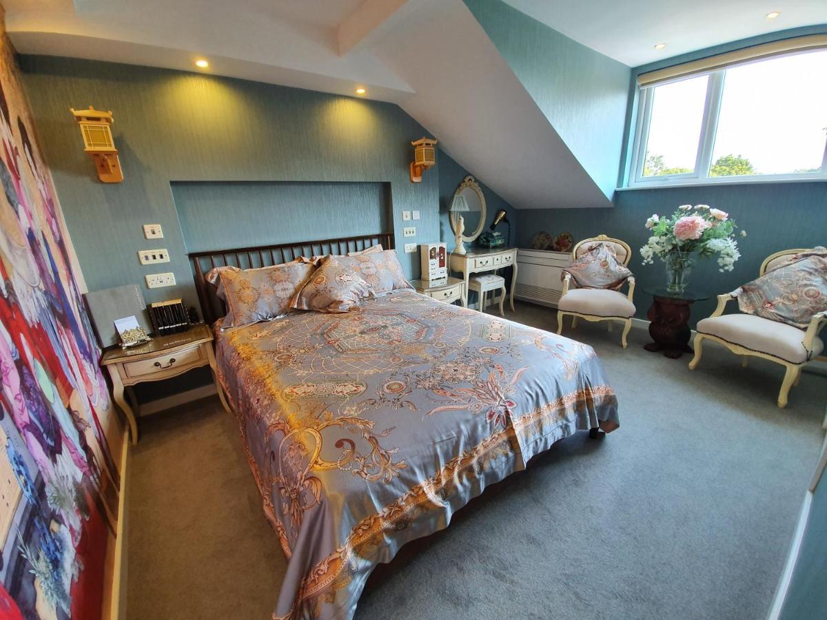 Bed & Breakfast Tower 4*